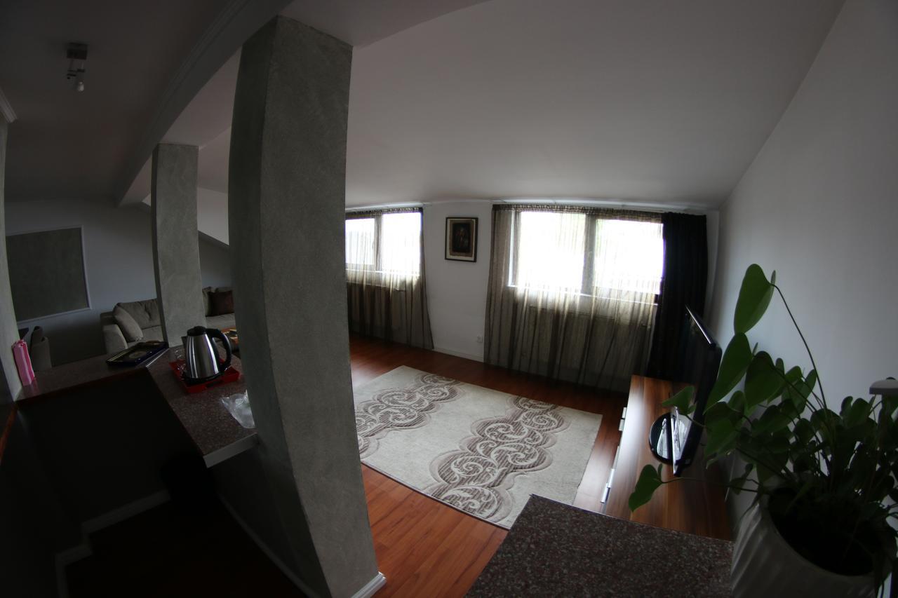 Casa Bucovineana Hotel Suceava Exterior photo